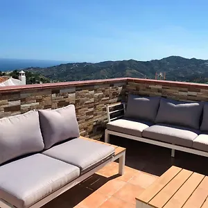 Leyre's House - Terrace & Sun Сasa de vacaciones